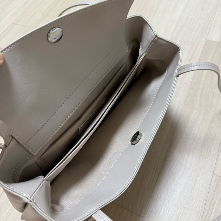 마르헨제이 로미백(비건레더) 오트밀 이미지