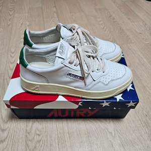 오트리 메달리스트 화이트레더 그린탭 280mm 이미지