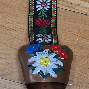 스위스 에델바이스 빈티지 미니 카우벨 장식 종 (5cm)