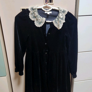 슈슈앤크라 벨벳 원피스 드레스 팝니다