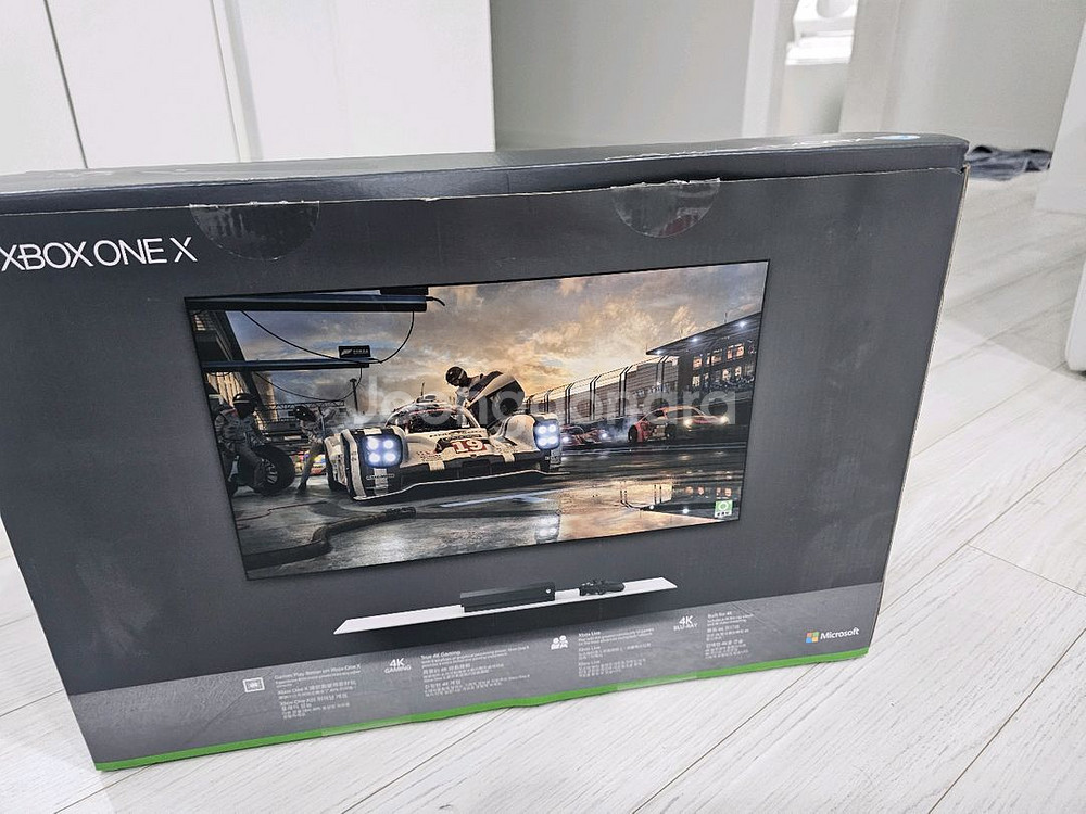 Xbox One X 1TB 게임콘솔 세트--2