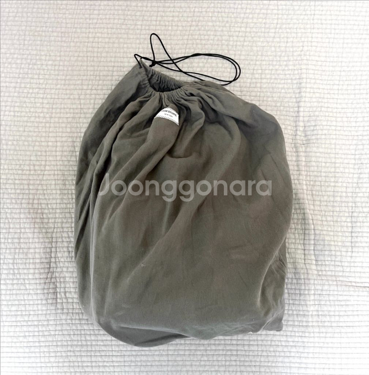 톰브라운 RWB 자카드 헌팅백팩 베이지컬러--1