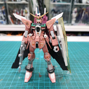 HG 인피니티 저스티스 건담