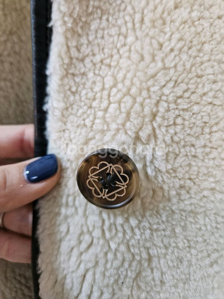 앳코너 양가죽 리버서블 롱코트--6