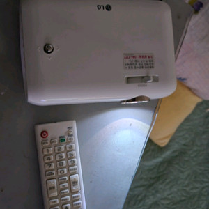 LG시네빔 PH550 빔프로젝터