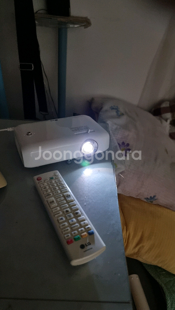 LG시네빔 PH550 빔프로젝터--1