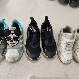 아디다스 나이키 아동 운동화 200