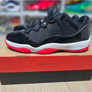 에어조던11 브레드로우 320사이즈 새제품