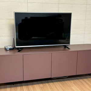 까사미아 베로나 티비장