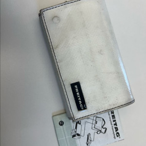 프라이탁 맥스 F554 지갑