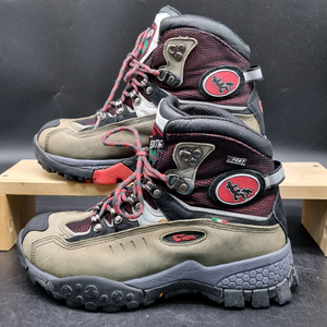 네파 등산화250.