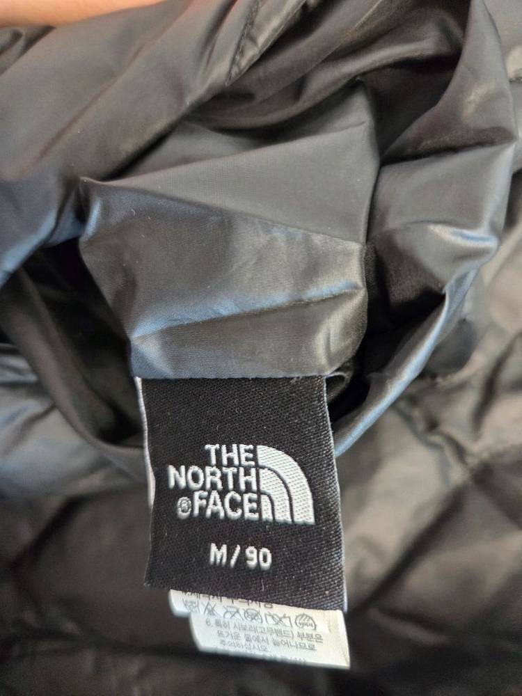 노스페이스 경량패딩 리버시블 m 90--3