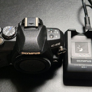 올림푸스 포서드 DSLR 카메라 E-410 바디