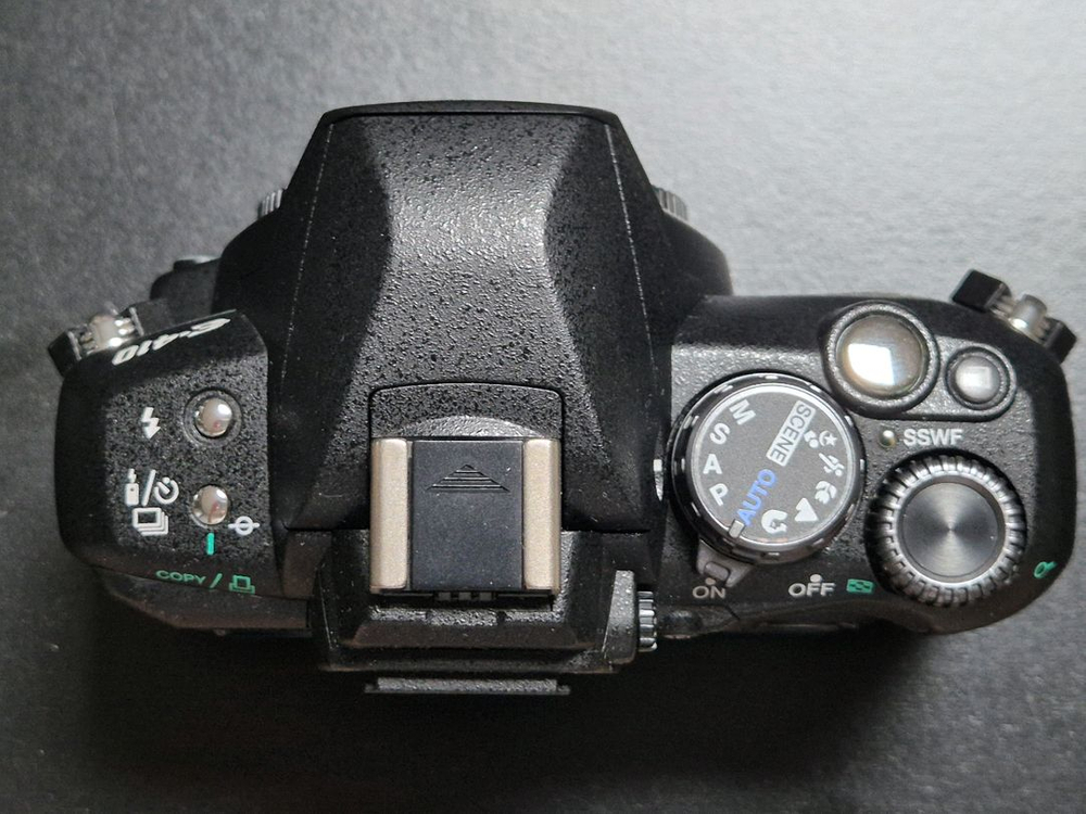 올림푸스 포서드 DSLR 카메라 E-410 바디--3