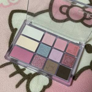 클리오 아이섀도우 팔레트 베리귀도리