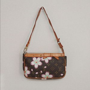 루이비통 체리블라썸 가방 숄더백