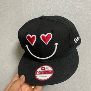 뉴에라 9FIFTY 스냅백 블랙