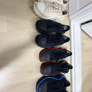 아디다스 X 라프시몬스 뉴러너 250mm 이미지