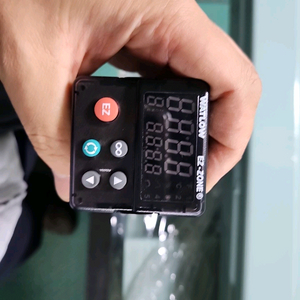 Watlow EZ-ZONE 온도 컨트롤러