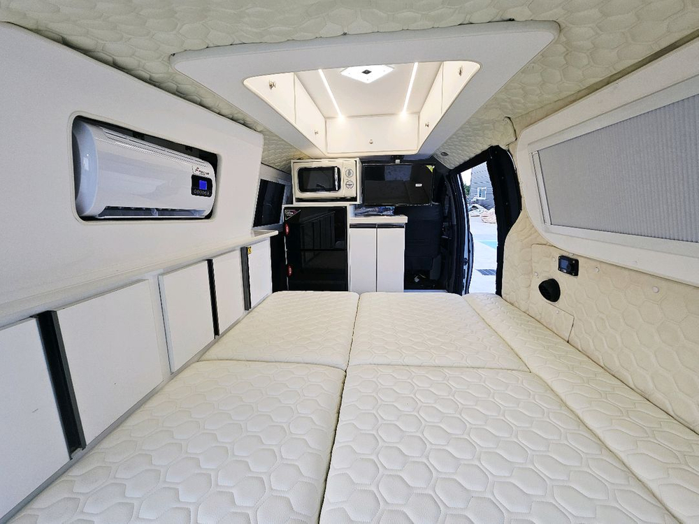 18년식 6만키로 스타렉스 하이루프 풀옵션 캠핑카 판매 이미지