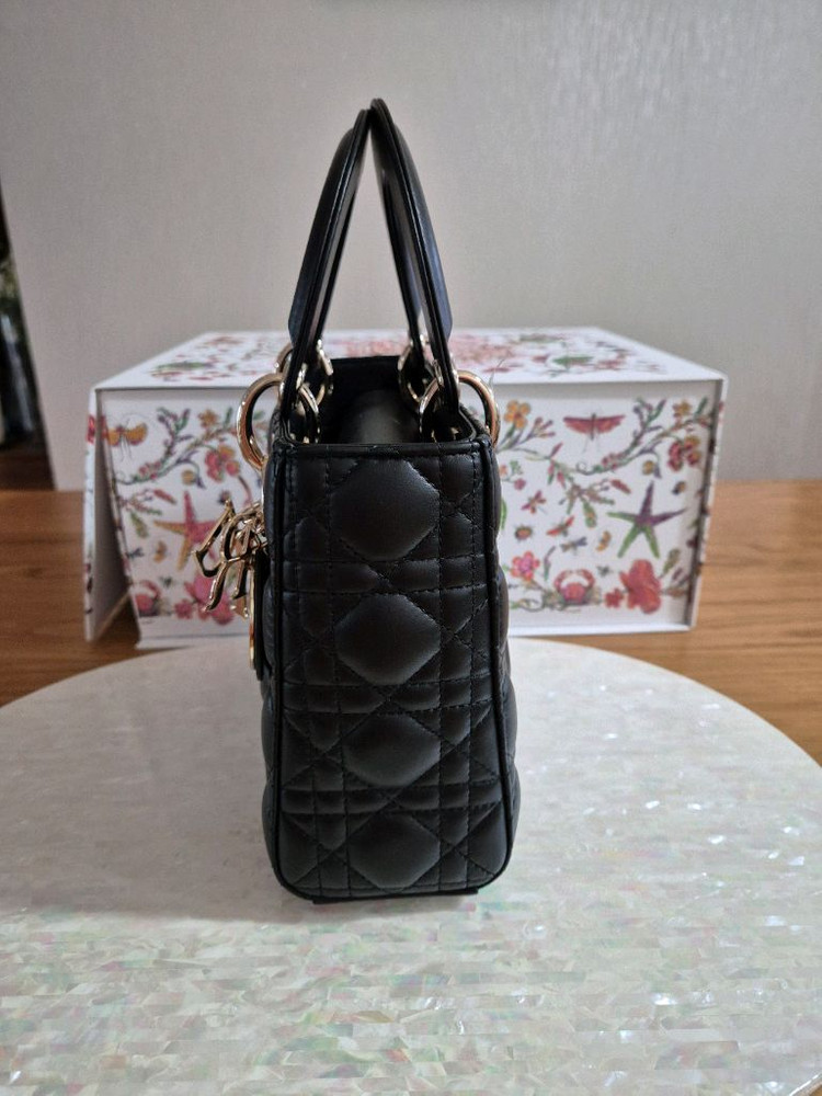 디올 레이디 디올 스몰 샴페인골드 블랙 백 풀구성--2