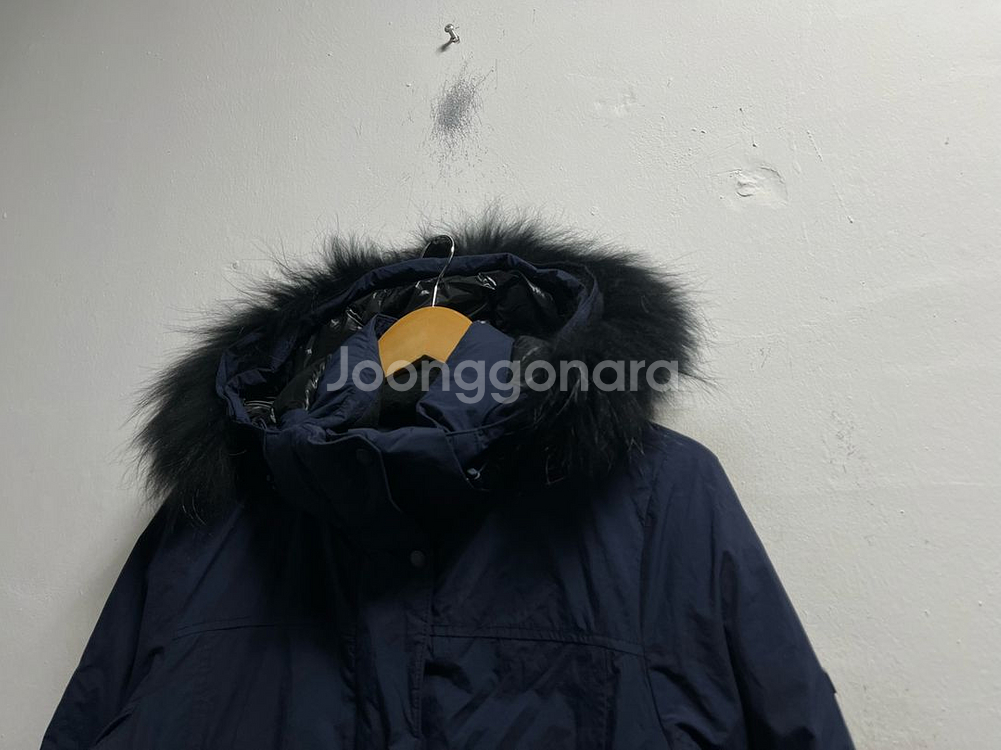 66 MOUNTIA 덕다운 오리털 패딩--1