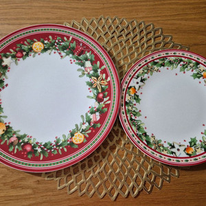 빌레로이앤보흐 윈터 베이커리 크리스마스 접시 2장 일괄판매