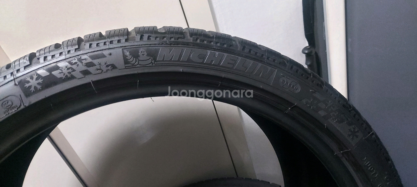 미쉐린 알파인 4 윈터 타이어 20인치 1대분 (전 245, 후 275)--1