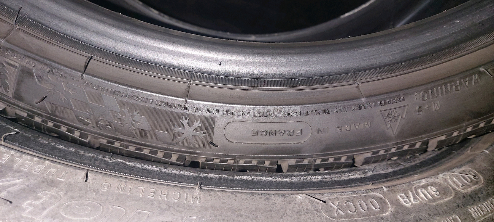 미쉐린 알파인 4 윈터 타이어 20인치 1대분 (전 245, 후 275)--3