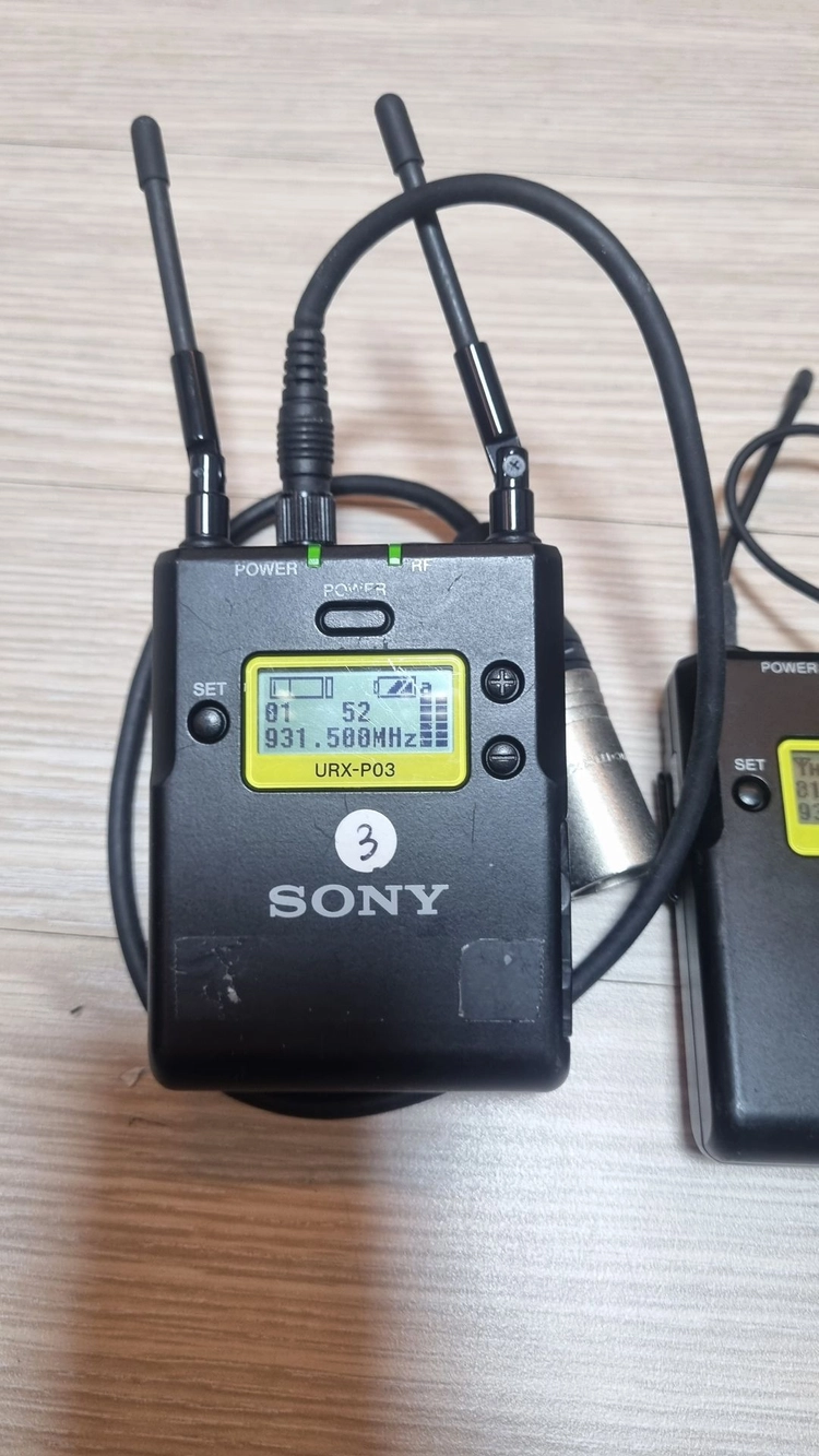 소니 마이크 UWP-D11 [송신기( UTX-B03) + 수신기(URX-P03)] 이미지