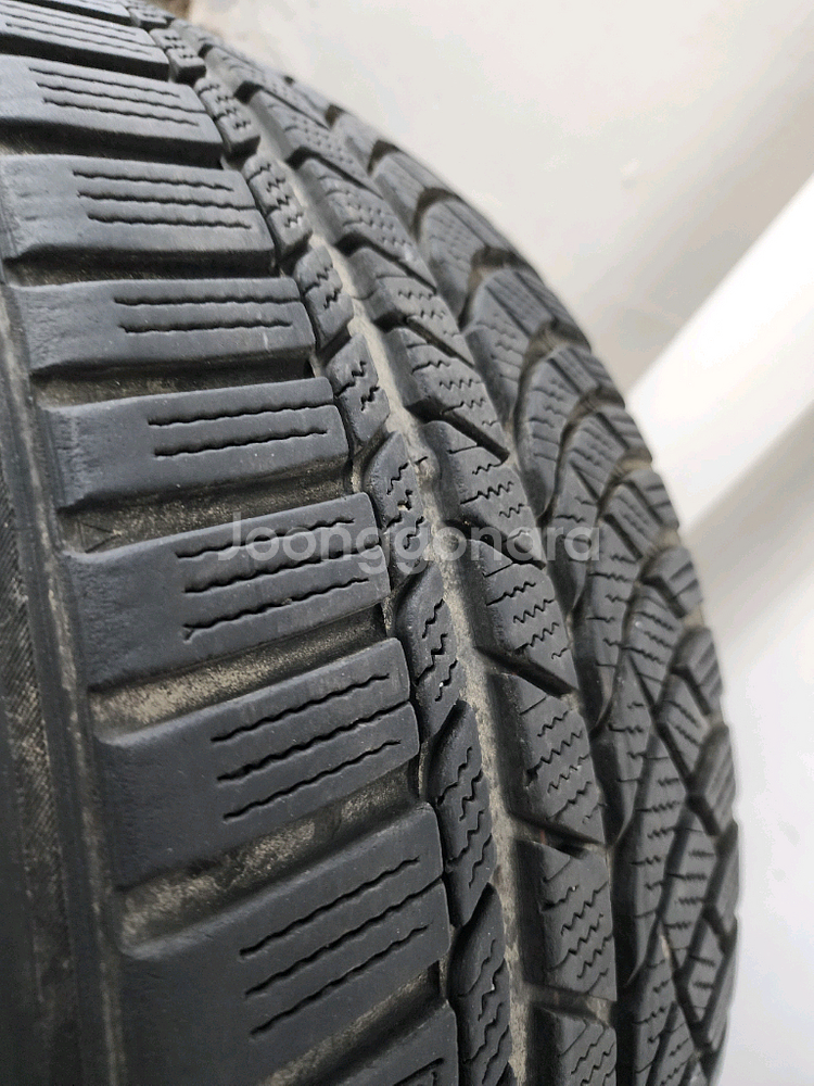 225 40 19 금호 윈터 WP72 겨울용 타이어 4만원--2