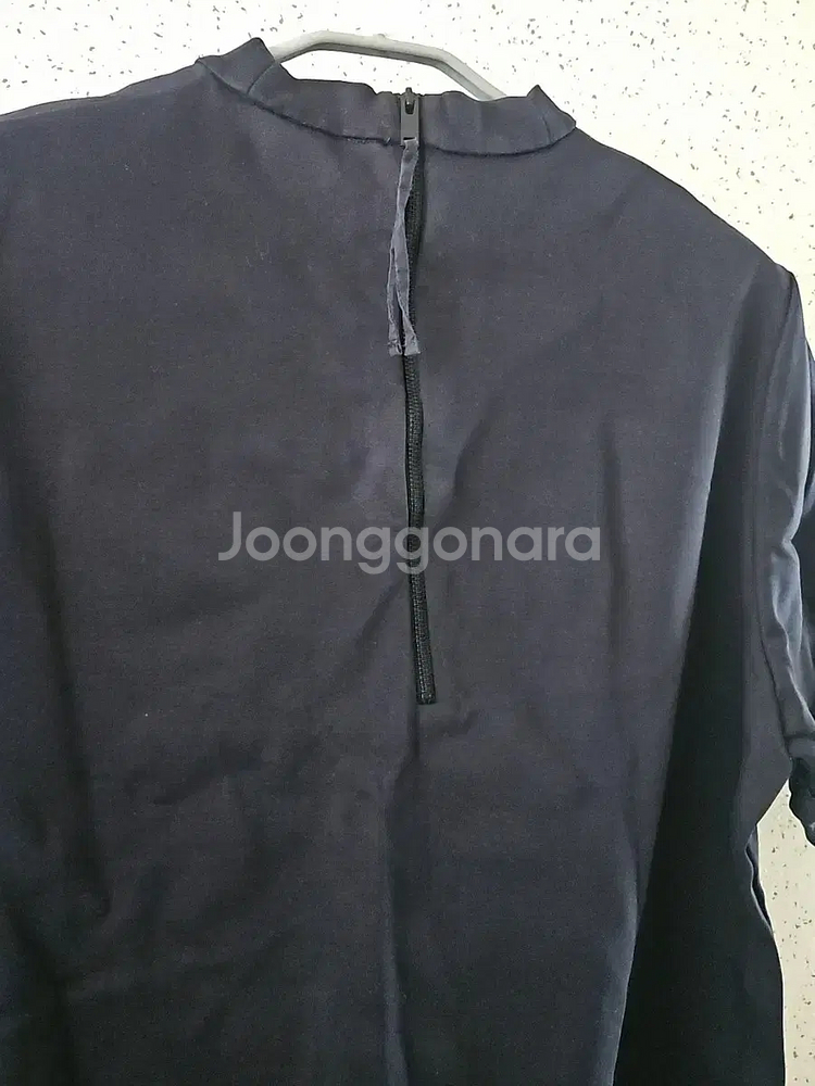 S) COS 코스 네이비 반팔 면 티셔츠--3