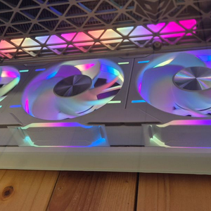 Phanteks D30-120 리버스 9개