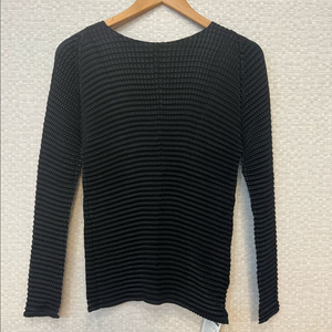 이세이미야케 스웨이드 라이크 라운드 긴팔