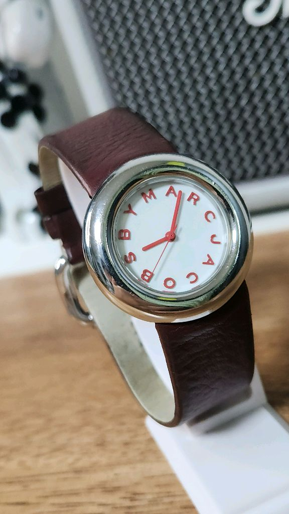 # 마크제이콥스 한효주시계 여성명품시계 급처--3