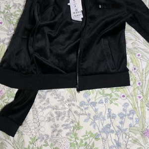 게스 여성 골프웨어 집업 새상품