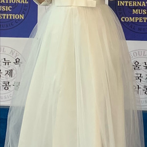 여아 콩쿨 공연용 드레스