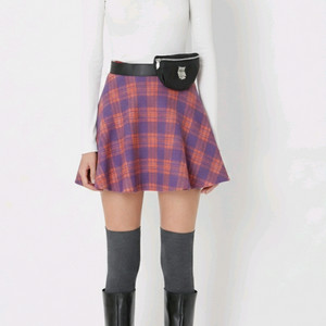 럭키슈에뜨 허리밴딩 니트스커트 66사이즈