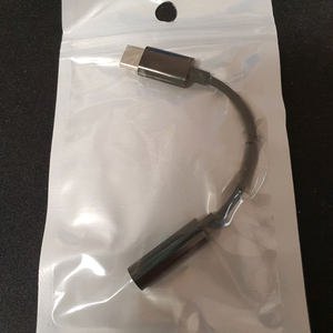 USB Type C to 3.5이어폰 젠더 이미지