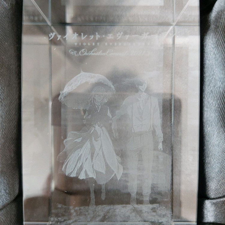 바이올렛 에버가든 크리스탈 아트 이미지