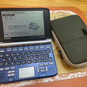 카시오 전자사전 EW-H7100 이미지