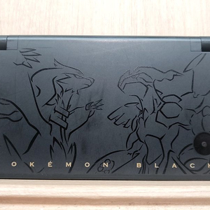 닌텐도 dsi 블랙 제크로무 레시라무 에디션