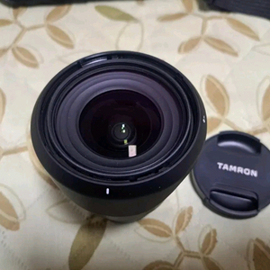 탐론 11-20mm F2.8 소니 FE 마운트 렌즈