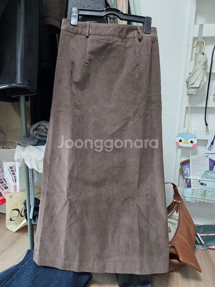 엽페 코듀로이 롱스커트 (새상품) 스몰 (착샷O)--1