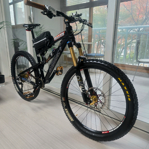 산타크루즈 풀샥 mtb 산악 자전거 XTR