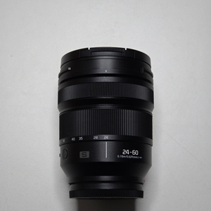 파나소닉 루믹스 24-60mm f2.8 2460 렌즈 팝니다