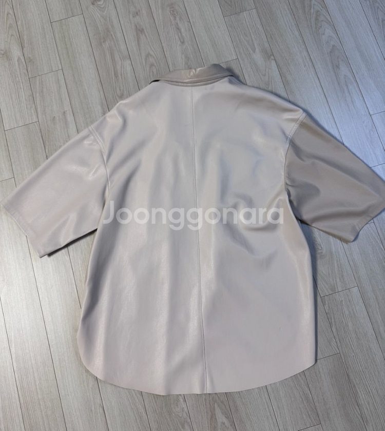 Nanushka 나누슈카 반팔 비건 레더 셔츠 L--2