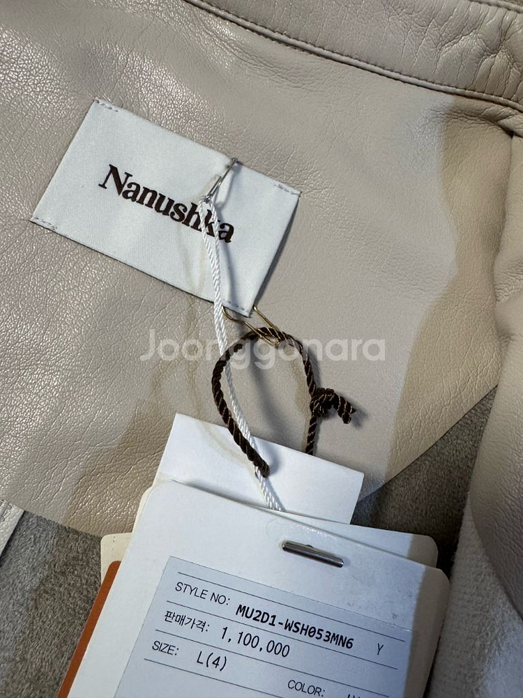 Nanushka 나누슈카 반팔 비건 레더 셔츠 L--9