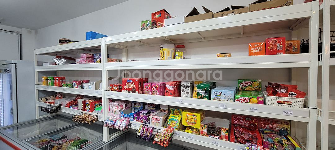 무인상점 과자 진열대--1