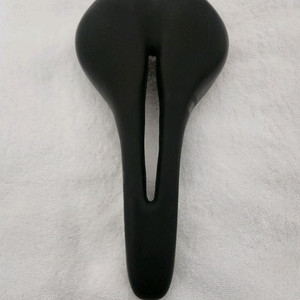 스페셜라이즈드 스캇 셀레 자전거 안장 팝니다